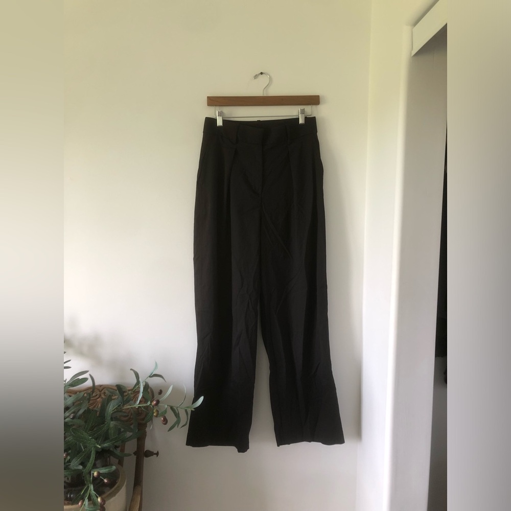Lululemon Black Pleated Trouser Pants | Size 6